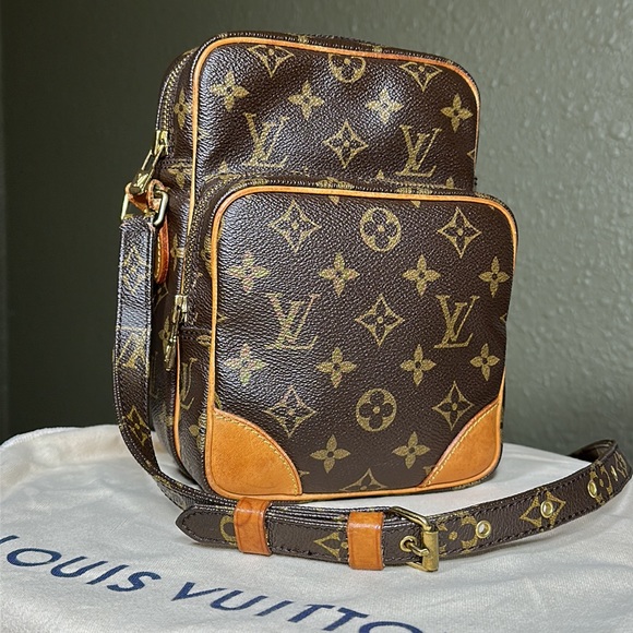 Louis Vuitton Handbags - LOUIS VUITTON Monogram Amazone Crossbody